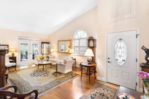 5520 SALEM SQUARE DRIVE, PALM HARBOR, FL 34685 Sold 10/04/23