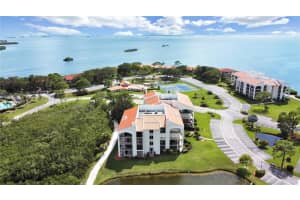 103 MARINER DRIVE, TARPON SPRINGS, FL 34689 Sold 08/28/24