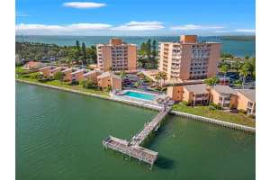 7432 SUNSHINE SKYWAY LANE, ST PETERSBURG, FL 33711 Sold 11/07/23