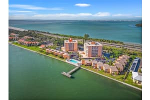 7432 SUNSHINE SKYWAY LANE, ST PETERSBURG, FL 33711 Sold 11/07/23