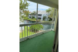 6802 STONES THROW CIRCLE, ST PETERSBURG, FL 33710 Sold 10/04/23