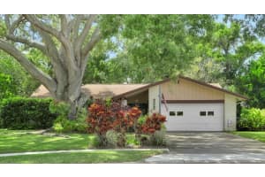 7448 133RD STREET, SEMINOLE, FL 33776 Sold 11/13/23