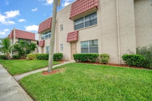 10032 65TH AVENUE, ST PETERSBURG, FL 33708 Sold 09/29/23