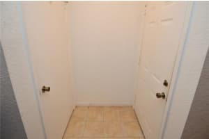 10265 GANDY BOULEVARD, ST PETERSBURG, FL 33702 Sold 01/06/25