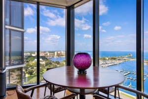 1 BEACH DRIVE, ST PETERSBURG, FL 33701 Sold 11/07/23