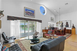 35 FRANKLIN COURT, ST PETERSBURG, FL 33711 Sold 01/08/24