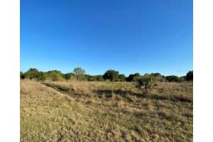 GROVER CIR, NORTH PORT, FL 34288 - MLS#MFRU8212378