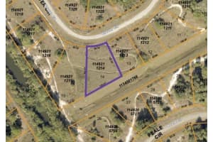 GROVER CIR, NORTH PORT, FL 34288 - MLS#MFRU8212378