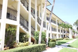 4700 COVE CIRCLE, ST PETERSBURG, FL 33708 Sold 02/24/24