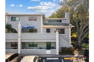 5729 CALAIS BOULEVARD, ST PETERSBURG, FL 33714 Sold 10/10/23