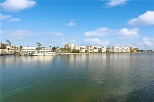7420 BAY ISLAND DRIVE, SOUTH PASADENA, FL 33707 Sold 03/29/24