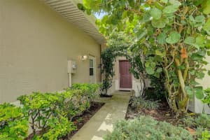 8578 SWEET MAGNOLIA PLACE, SEMINOLE, FL 33777 Sold 10/27/23