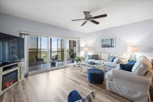 6450 SHORELINE DRIVE, ST PETERSBURG, FL 33708 Sold 10/30/23