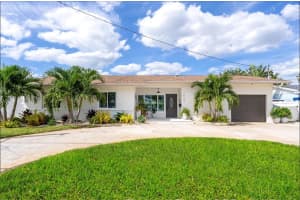 7923 1ST AVENUE, ST PETERSBURG, FL 33707 Sold 11/16/23
