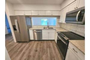 18106 CANAL POINTE STREET, TAMPA, FL 33647 Sold 09/29/23