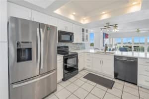 6399 SHORELINE DRIVE, ST PETERSBURG, FL 33708 Sold 10/26/23
