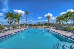7401 BAY ISLAND DRIVE, SOUTH PASADENA, FL 33707 Sold 10/16/23