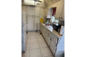 8101 113TH STREET, SEMINOLE, FL 33772 Sold 09/27/23