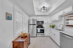 938 VIRGINIA STREET, DUNEDIN, FL 34698 Sold 11/14/23