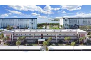 8 Glencoe Pl #208, DUNEDIN
