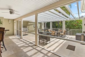 19 JEFFERSON COURT, ST PETERSBURG, FL 33711 Sold 12/27/23