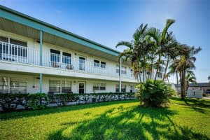 5267 81ST STREET, ST PETERSBURG, FL 33709 Sold 11/02/23