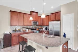 6900 40TH LANE, PINELLAS PARK, FL 33781 Sold 11/21/23