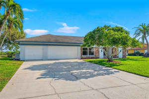 1522 75TH CIRCLE, ST PETERSBURG, FL 33702 Sold 12/11/23
