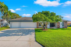 1522 75TH CIRCLE, ST PETERSBURG, FL 33702 Sold 12/11/23