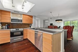 201 LAUREL STREET, TAMPA, FL 33602 Sold 05/30/24