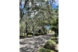 16504 LONGLEAT DRIVE, LUTZ, FL 33549 Sold 11/30/23