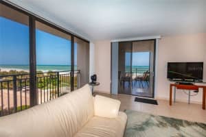 1390 GULF BOULEVARD, CLEARWATER, FL 33767 Sold 01/31/24