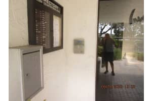 2585 COUNTRYSIDE BOULEVARD, CLEARWATER, FL 33761 Sold 11/13/23
