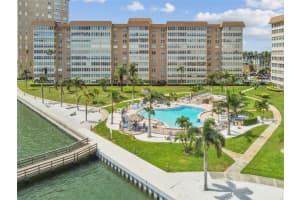 5130 BRITTANY DRIVE, ST PETERSBURG, FL 33715 Sold 12/14/23