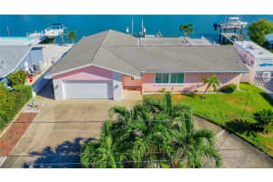 756 79TH CIRCLE, ST PETERSBURG, FL 33707 Sold 11/20/23