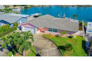 756 79TH CIRCLE, ST PETERSBURG, FL 33707 Sold 11/20/23