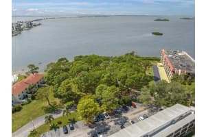 2700 BAYSHORE BOULEVARD, DUNEDIN, FL 34698 Sold 12/18/23
