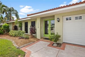 1964 TANGLEWOOD DRIVE, ST PETERSBURG, FL 33702 Sold 10/16/23