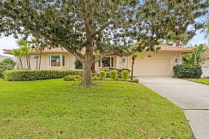 4964 60TH AVENUE, ST PETERSBURG, FL 33715 Sold 11/29/23