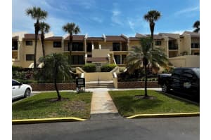 7510 SUNSHINE SKYWAY LANE, ST PETERSBURG, FL 33711 Sold 12/21/23