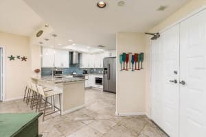 1540 GULF BOULEVARD, CLEARWATER, FL 33767 Sold 10/27/23