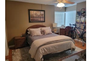 6915 STONES THROW CIRCLE, ST PETERSBURG, FL 33710 Sold 11/20/23