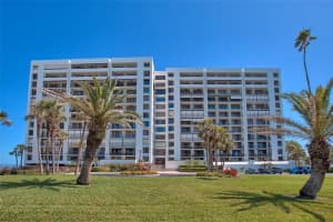 1460 GULF BOULEVARD, CLEARWATER, FL 33767 Sold 12/14/23