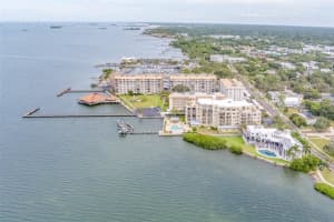 622 EDGEWATER DRIVE, DUNEDIN, FL 34698 Sold 12/21/23
