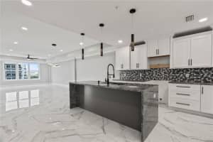 211 DOLPHIN POINT, CLEARWATER, FL 33767 - MLS#MFRU8215597