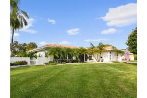 666 POINSETTIA ROAD, BELLEAIR, FL 33756 Sold 11/12/24