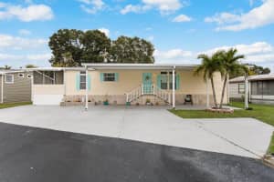 115 MOUNT PINEY AVENUE, ST PETERSBURG, FL 33702 Sold 11/21/23