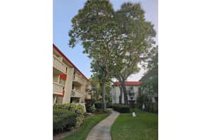 1001 PEARCE DRIVE, CLEARWATER, FL 33764 Sold 11/01/23