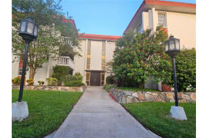 1001 PEARCE DRIVE, CLEARWATER, FL 33764 Sold 11/01/23