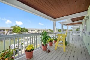 5134 SALMON DRIVE, SAINT PETERSBURG, FL 33705 Sold 12/04/23
